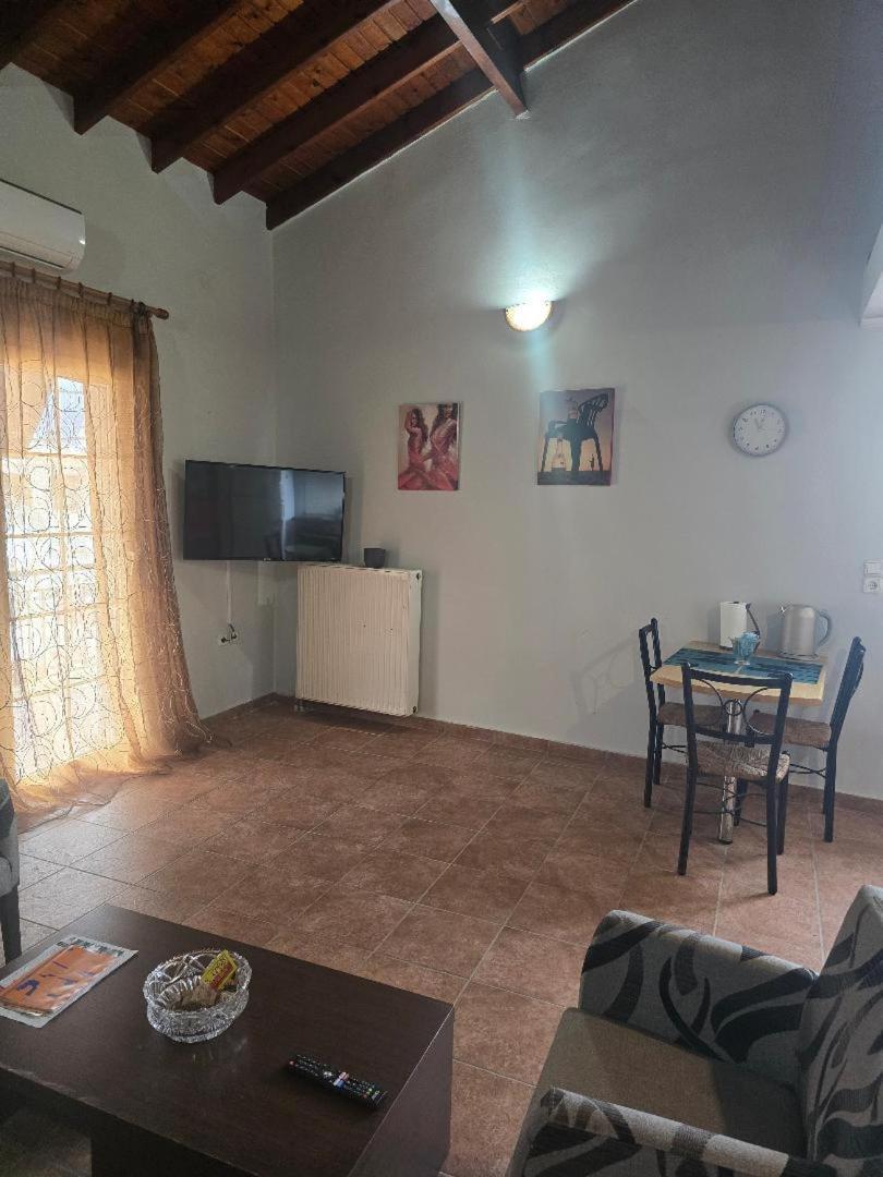 Appartamento Μεζονέτα Aikaterini N 5 Chio Esterno foto
